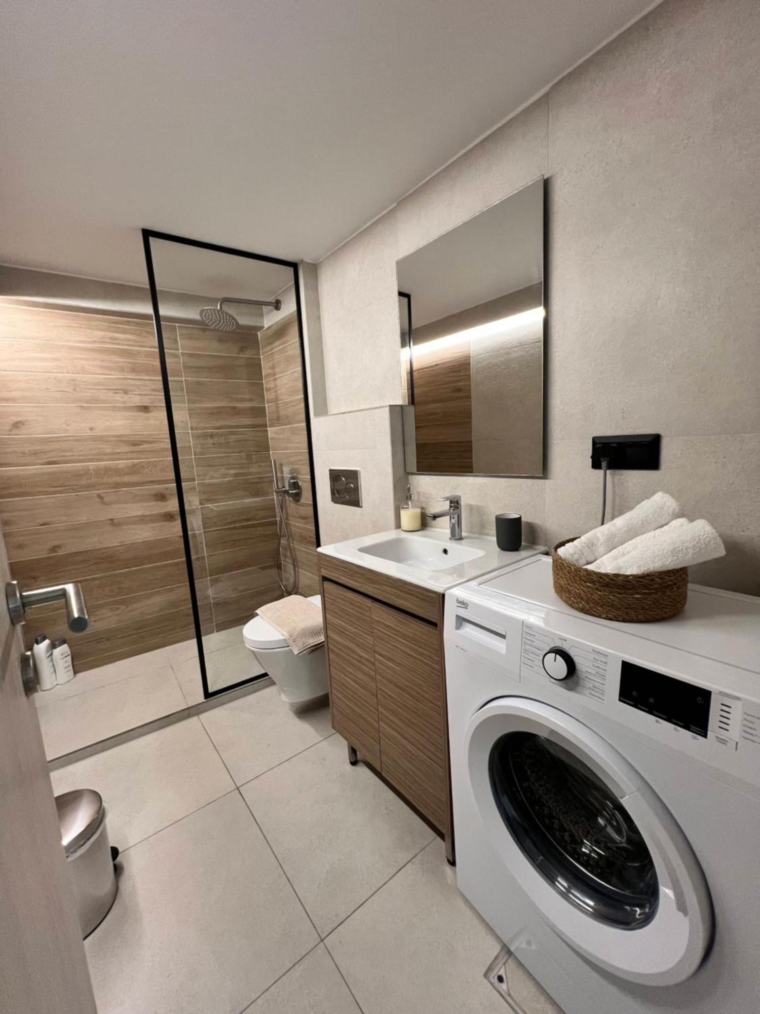 Olea White Villa สเกียธอสทาวน์ ภายนอก รูปภาพ