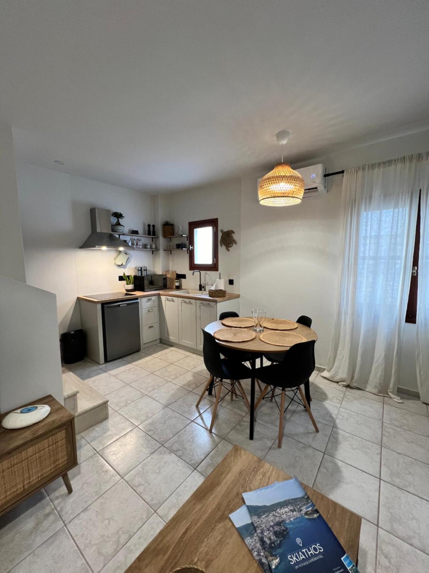 Olea White Villa สเกียธอสทาวน์ ภายนอก รูปภาพ