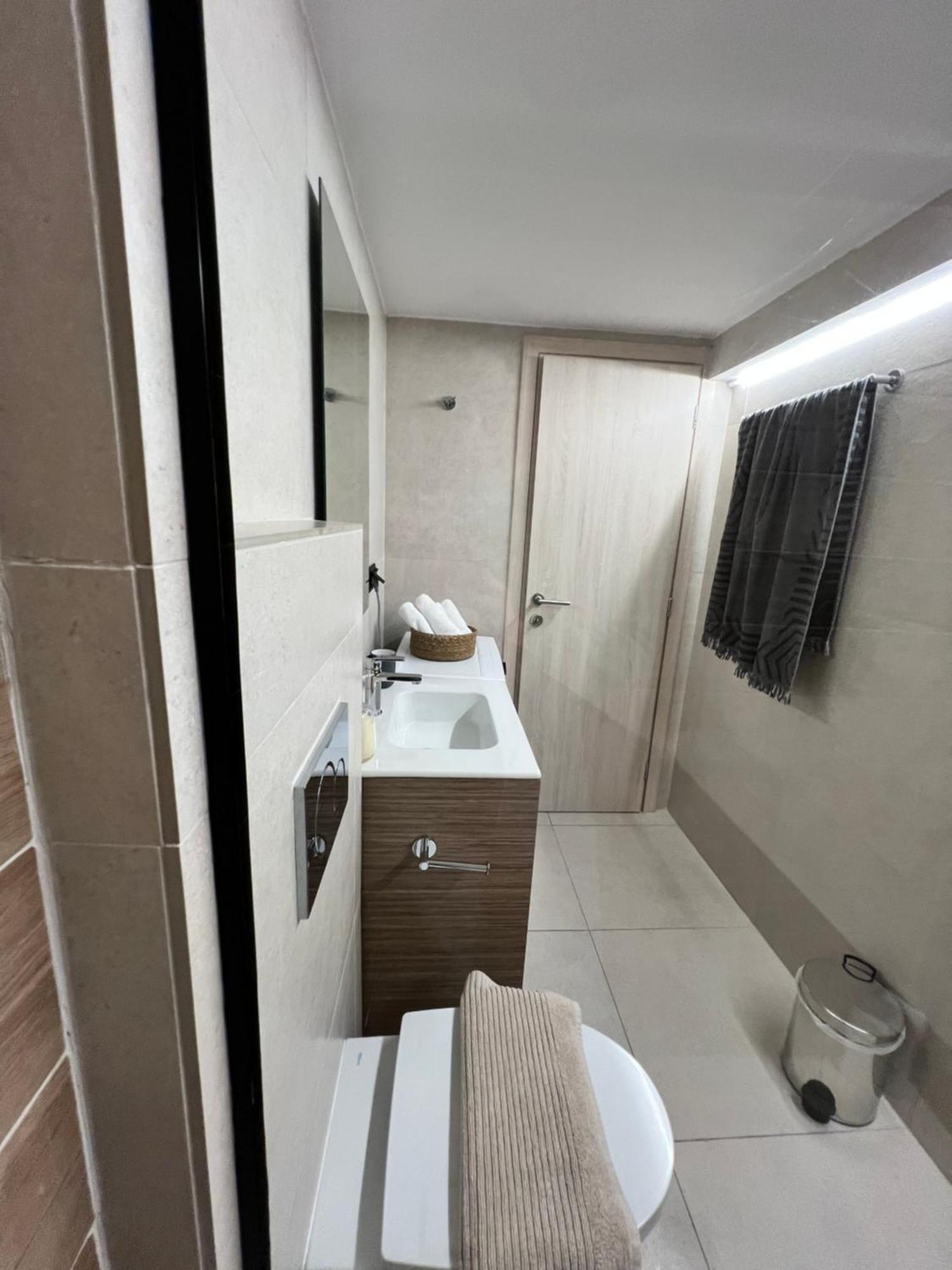 Olea White Villa สเกียธอสทาวน์ ภายนอก รูปภาพ