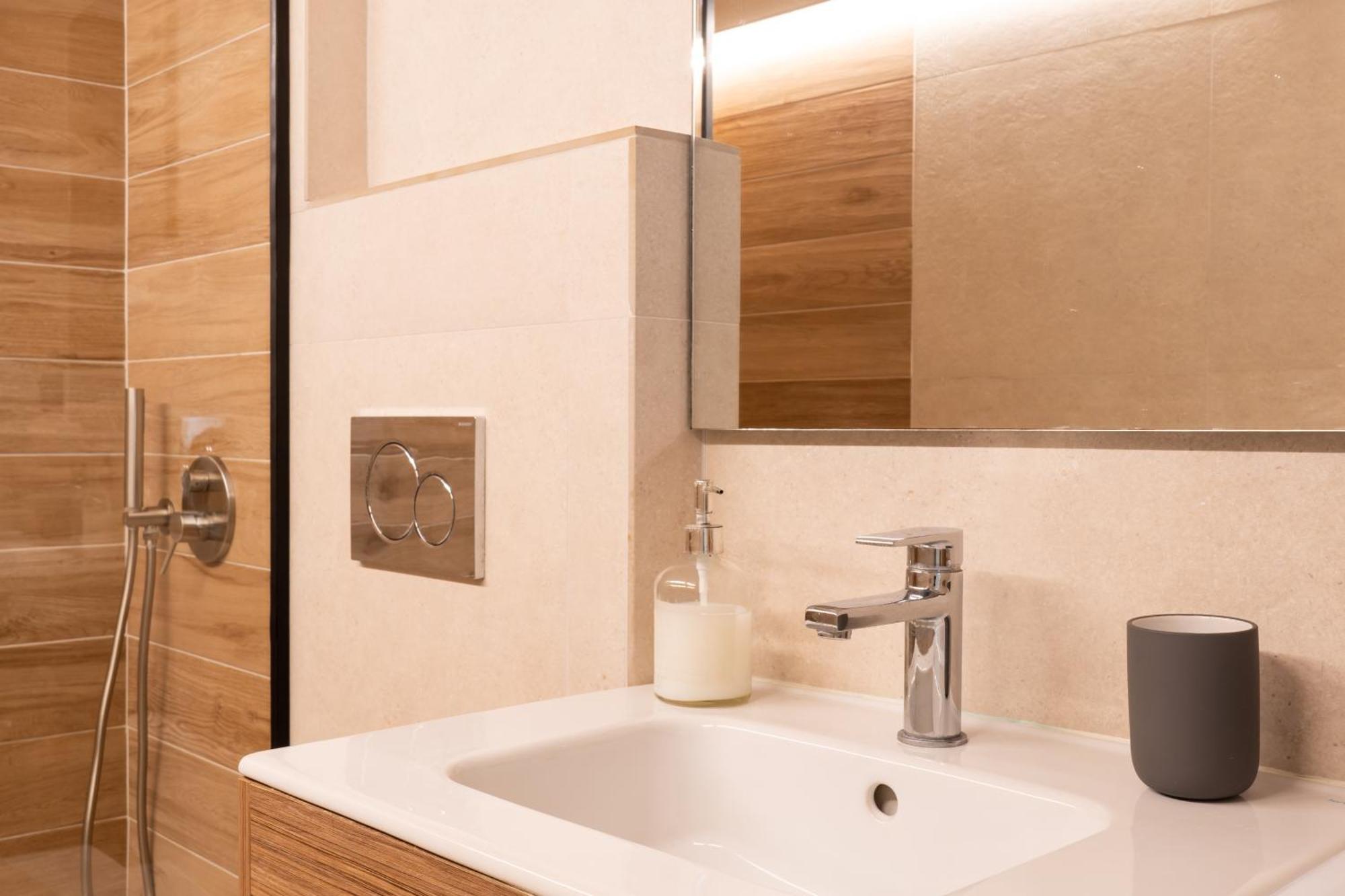 Olea White Villa สเกียธอสทาวน์ ภายนอก รูปภาพ