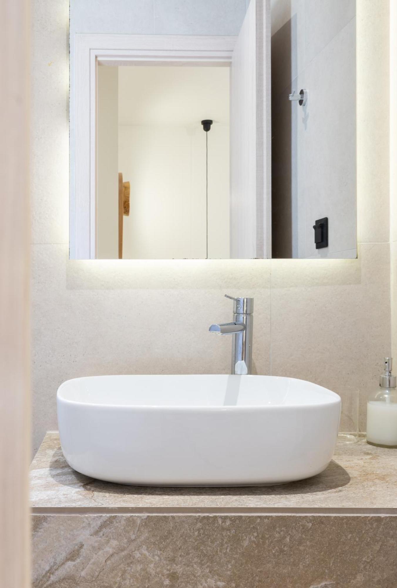 Olea White Villa สเกียธอสทาวน์ ภายนอก รูปภาพ
